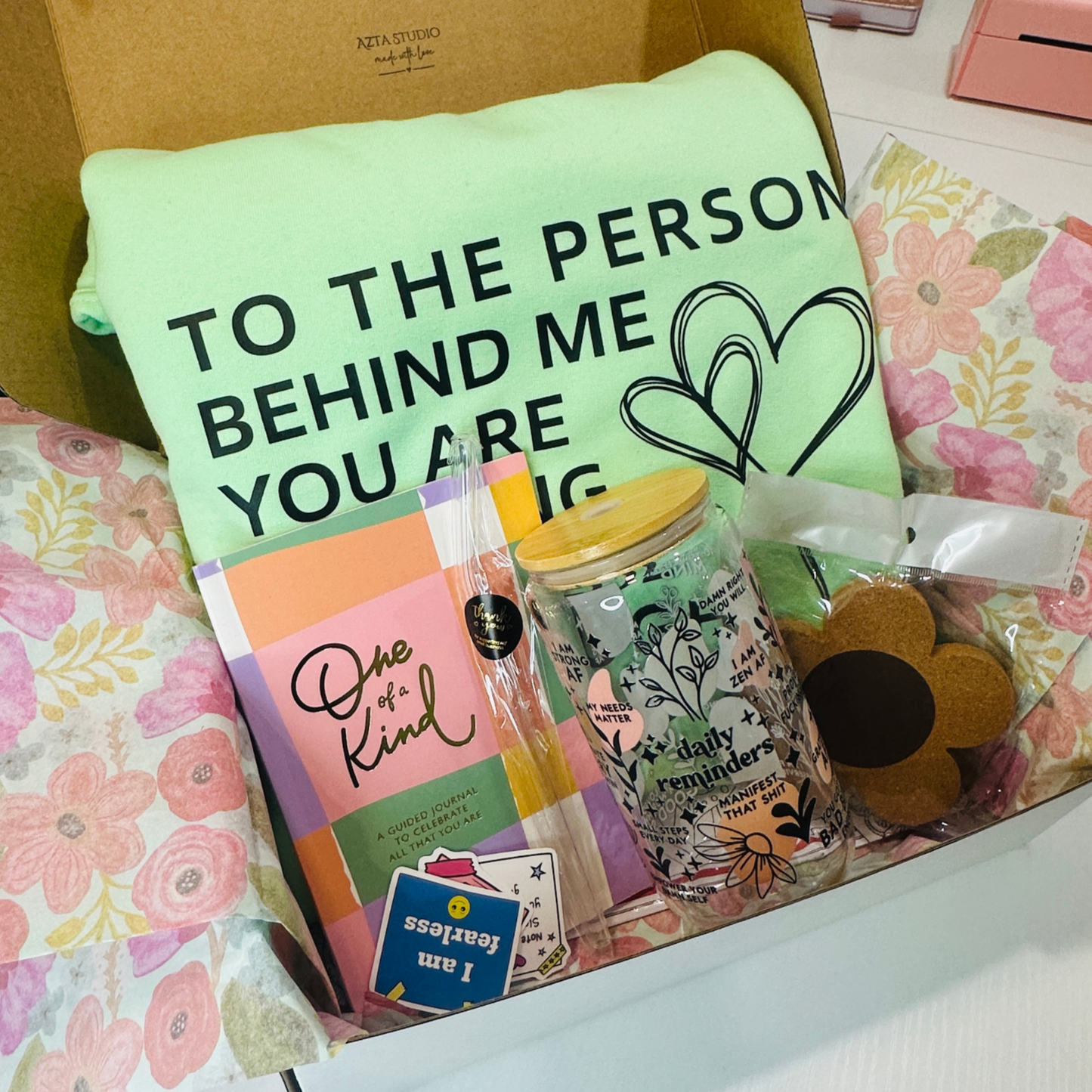 Mental health Bundle
-1 (one) crewneck or hoodie with a motivational message
-1 mental health journal ( Small Size )
-1, 16oz Glass with lid and straw
- 1 mental health coloring book
-1 Coaster