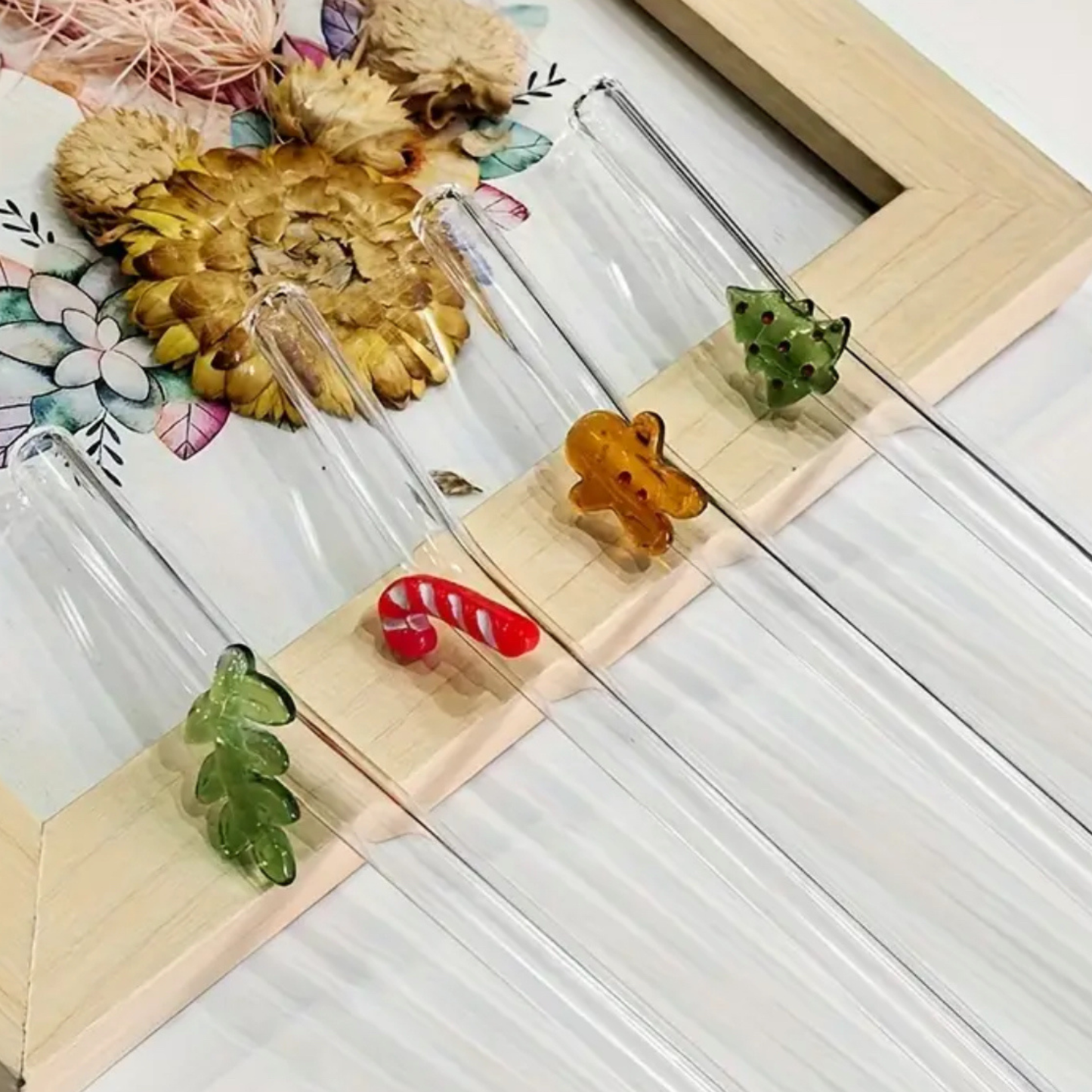 Elegant Reusable Glass Straw with Christmas Decoration.