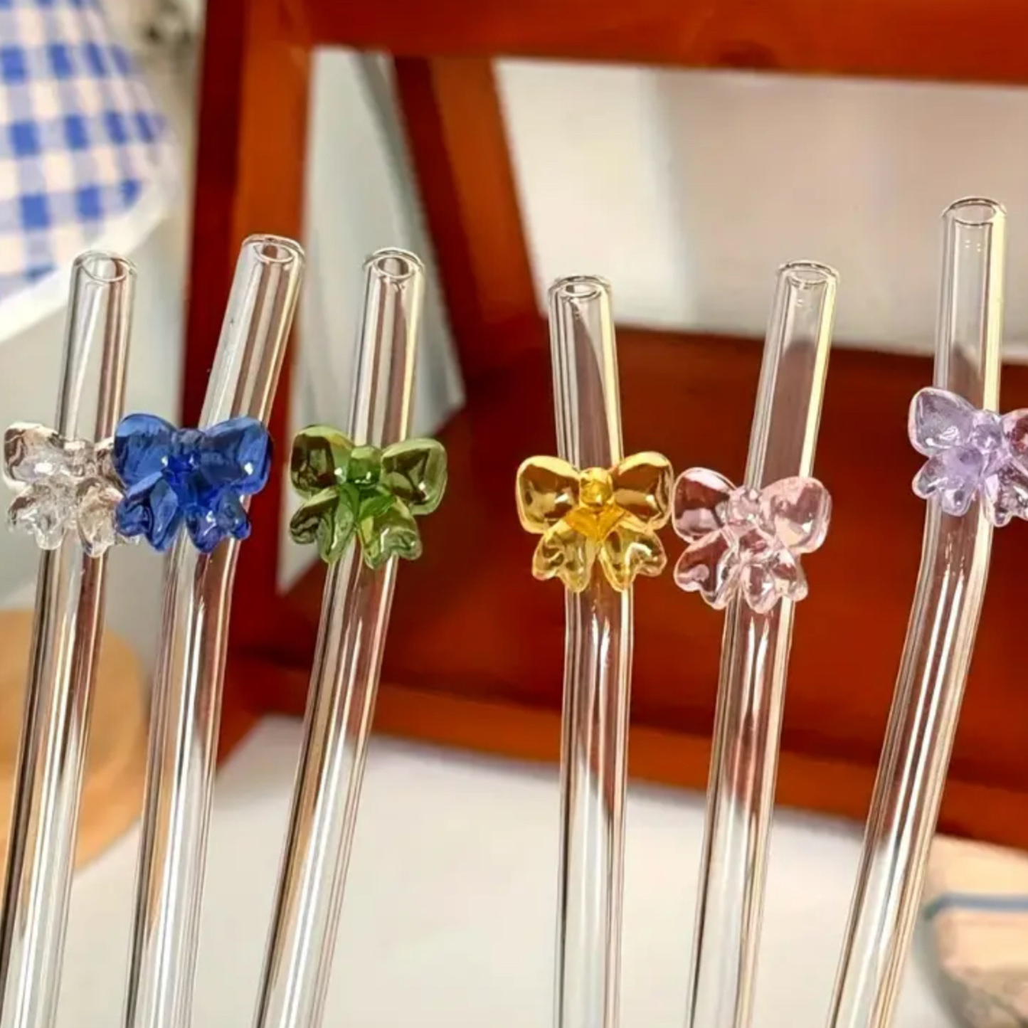 Elegant Reusable Glass Straw (Bow or Butterfly)